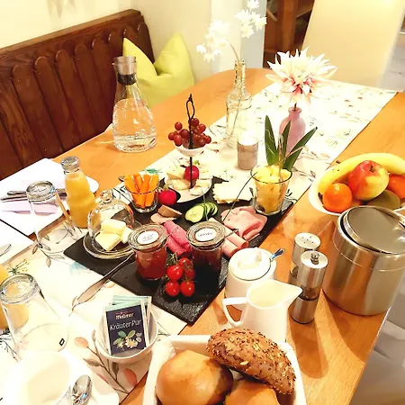 Homestay Gaestehaus Roehm